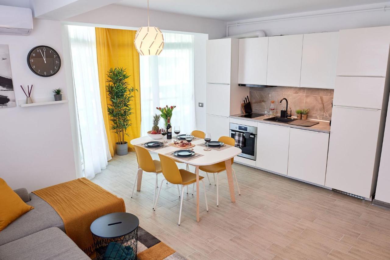 Fineloft Sea View Apartment-Spa N Pools Beach Resort Нэводари Экстерьер фото